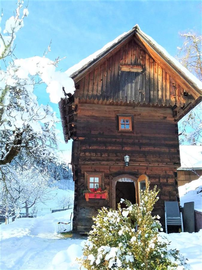 Chalet "Knusperhaeuschen" Мурау Екстер'єр фото